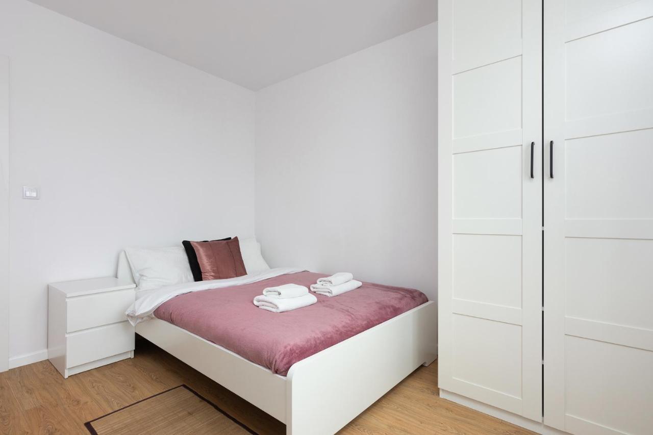 Family Apartment Nearto Old Town Vermelo By Neartopl Krasków Eksteriør bilde